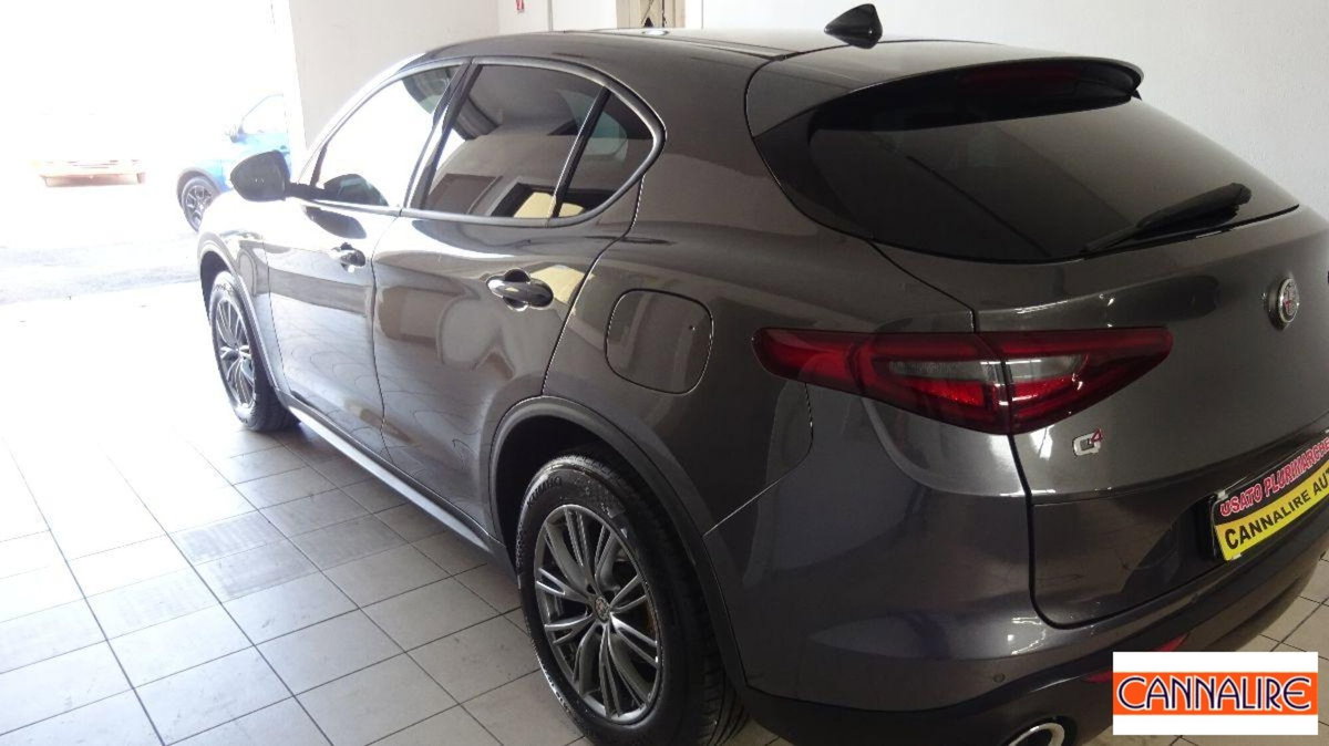 Alfa Romeo Stelvio Stelvio 2.2 Turbodiesel 210 CV AT8 Q4 Veloce Tì (10)